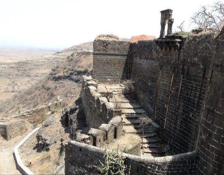 Galana Fort, Maharashtra, India